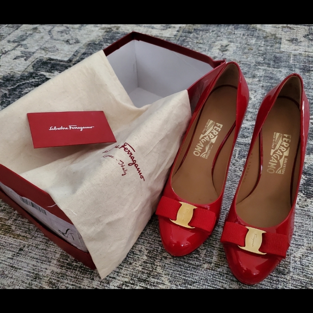Salvatore Ferragamo Classic Red Patent Pumps 37.5